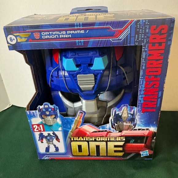 NIB Transformer One Optimus Prime - Picture 1 of 7